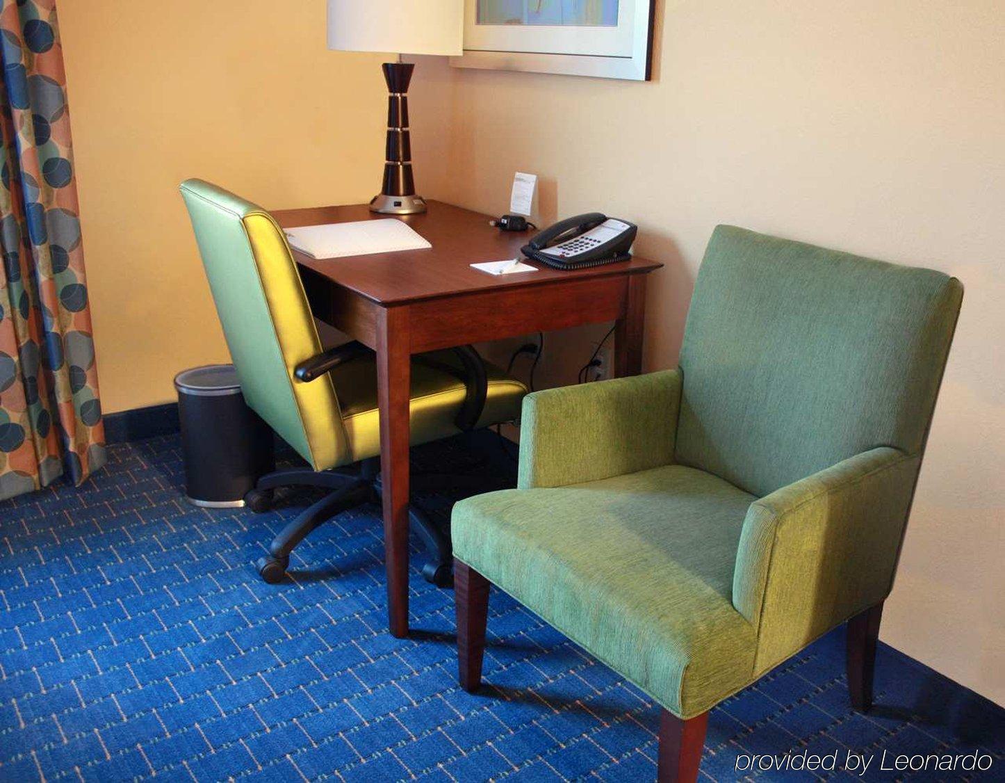 Hampton Inn & Suites Knoxville-Turkey Creek Farragut Room photo